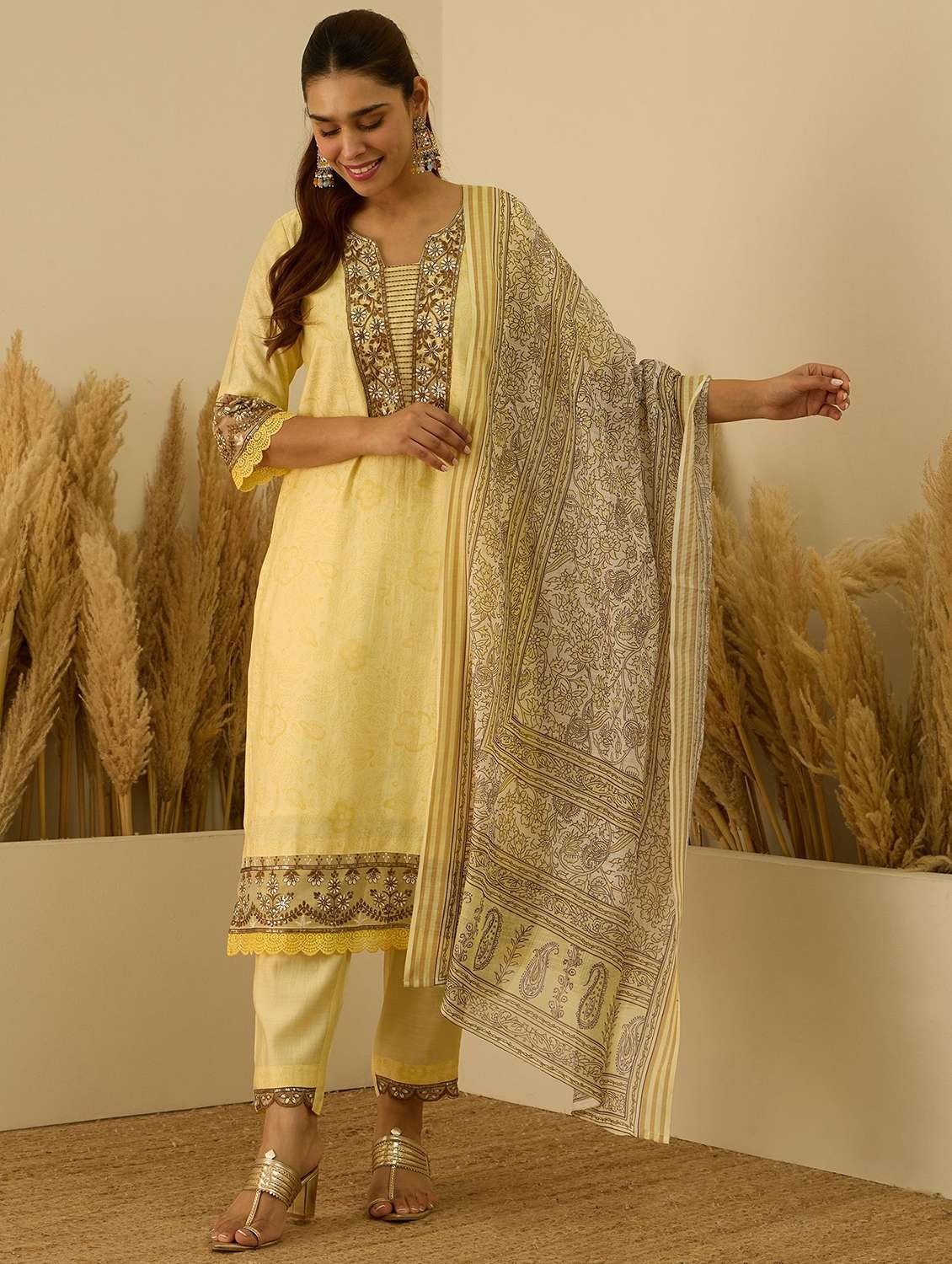 women printed three quarter sleeve kurta pant with dupatta set