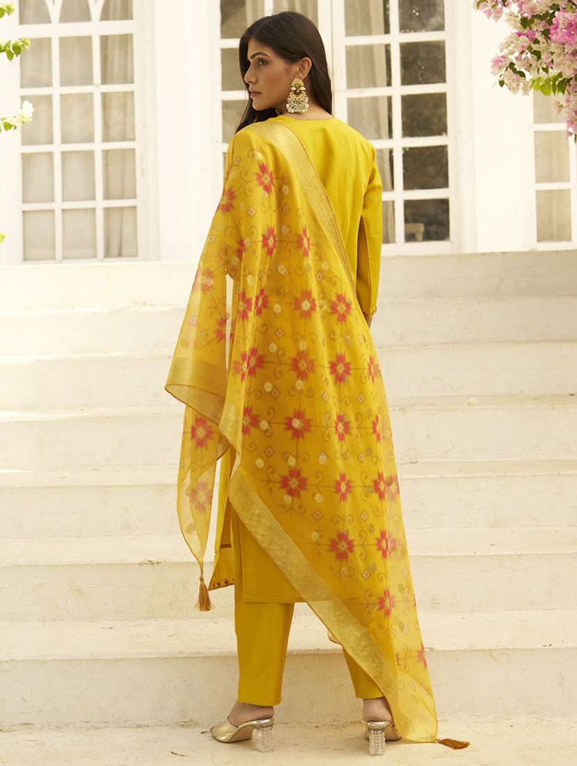 women solid with work three quarter sleeve kurta pant with dupatta set - 22322483 -  Standard Image - 3