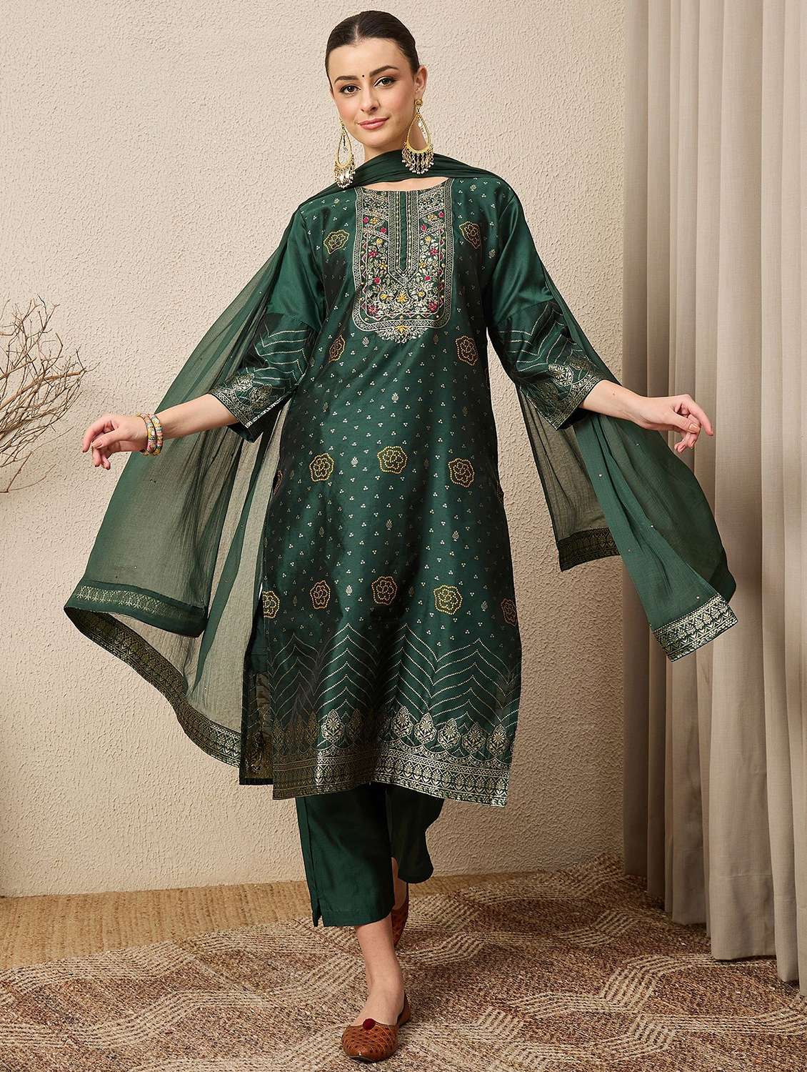 women self design three quarter sleeve kurta pant with dupatta set