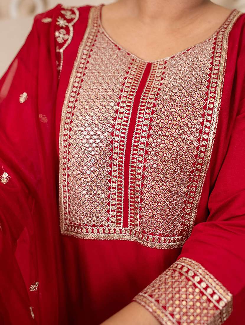 women solid with work three quarter sleeve kurta pant with dupatta set - 22322502 -  Standard Image - 3