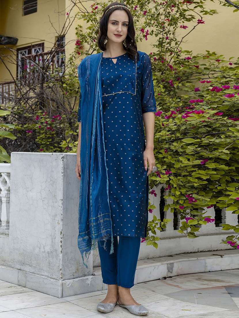 women self design three quarter sleeve kurta pant with dupatta set
