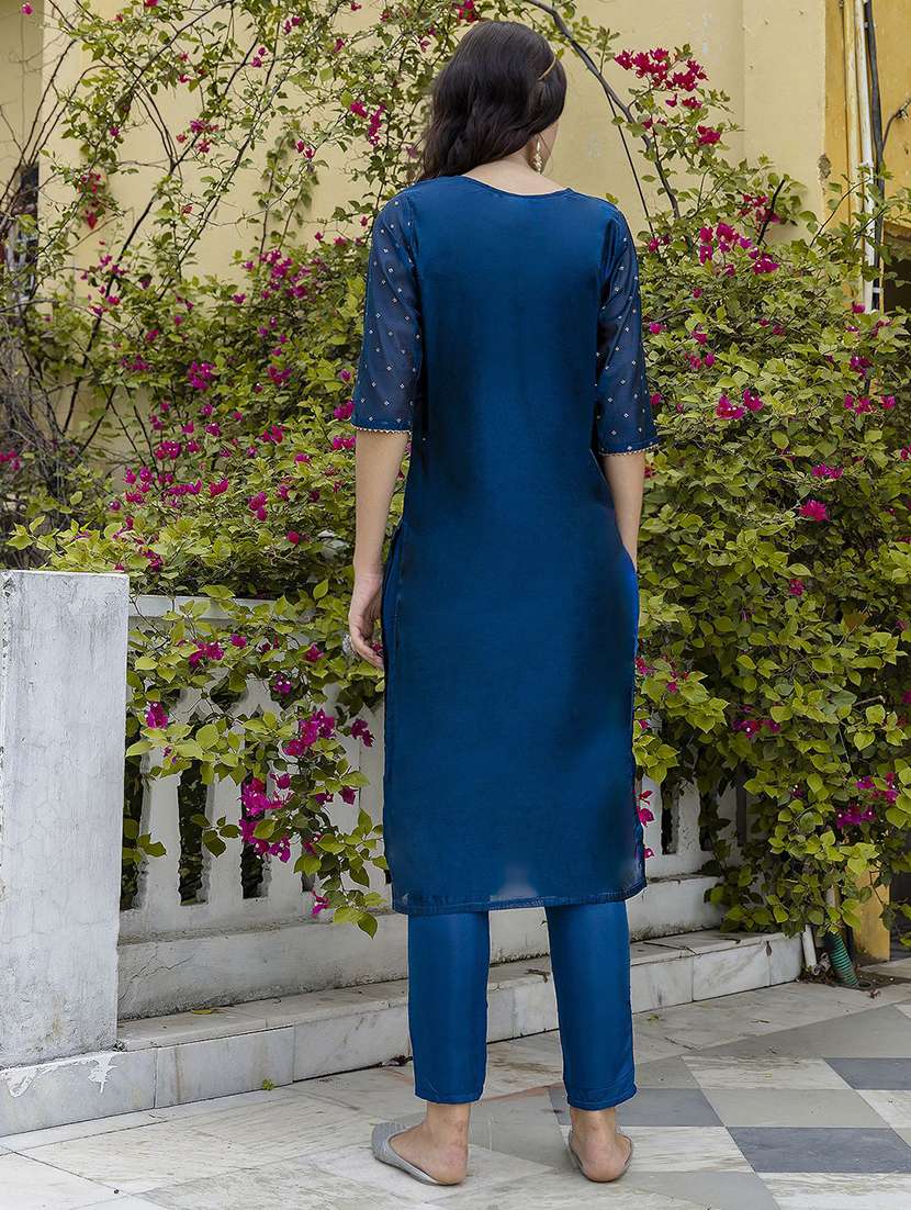 women self design three quarter sleeve kurta pant with dupatta set - 22322510 -  Standard Image - 3