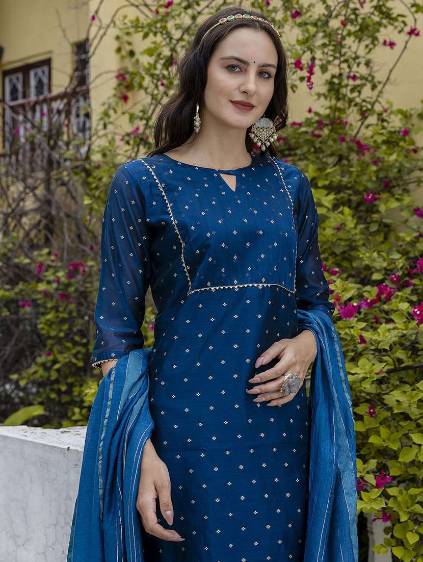 women self design three quarter sleeve kurta pant with dupatta set - 22322510 -  Standard Image - 5