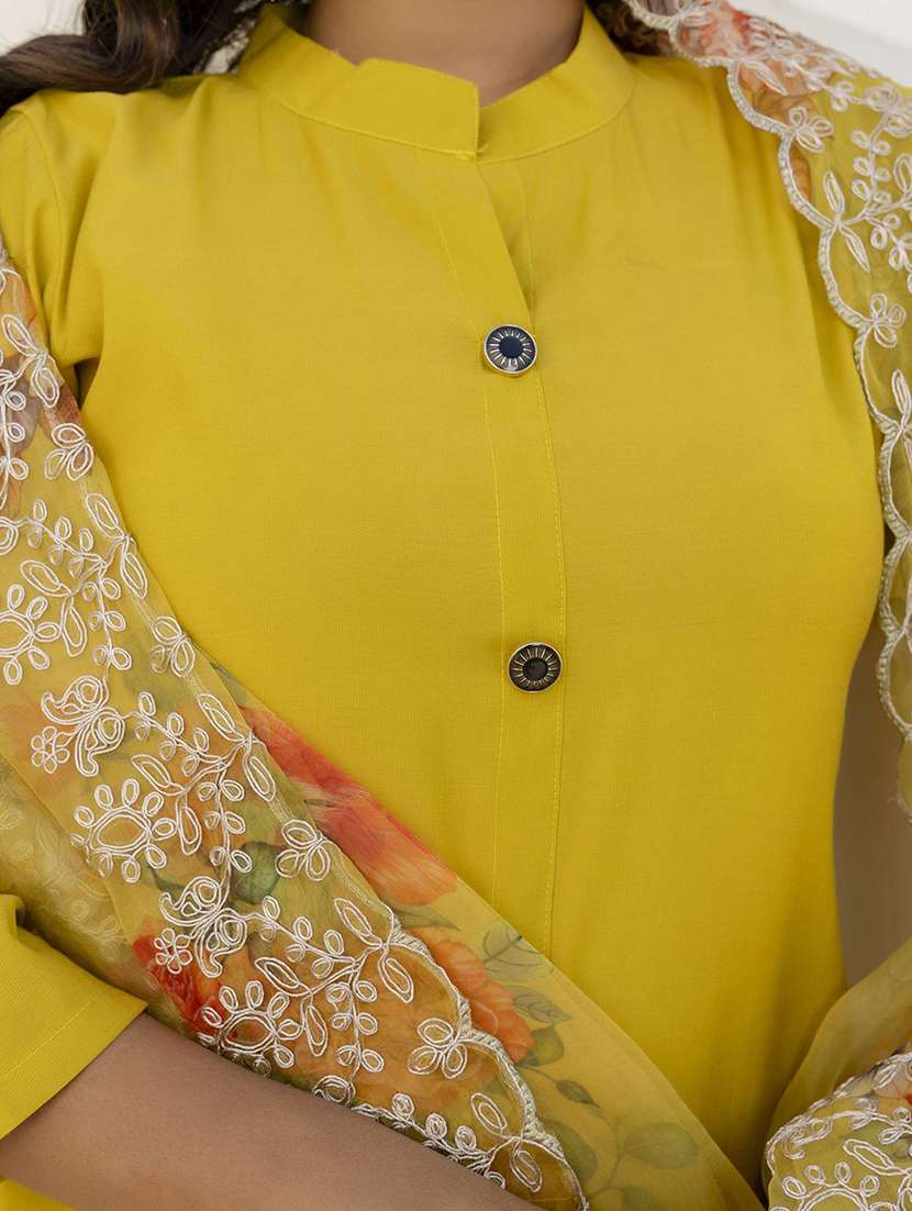 women solid three quarter sleeve kurta pant with dupatta set - 22322526 -  Standard Image - 5