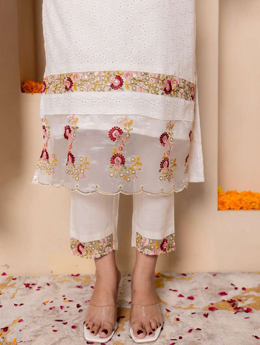 women self design three quarter sleeve kurta pant with dupatta set - 22322532 -  Standard Image - 3