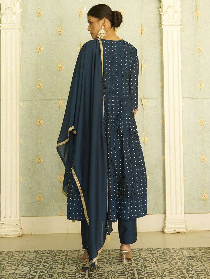women printed three quarter sleeve kurta pant with dupatta set - 22322536 -  Standard Image - 3