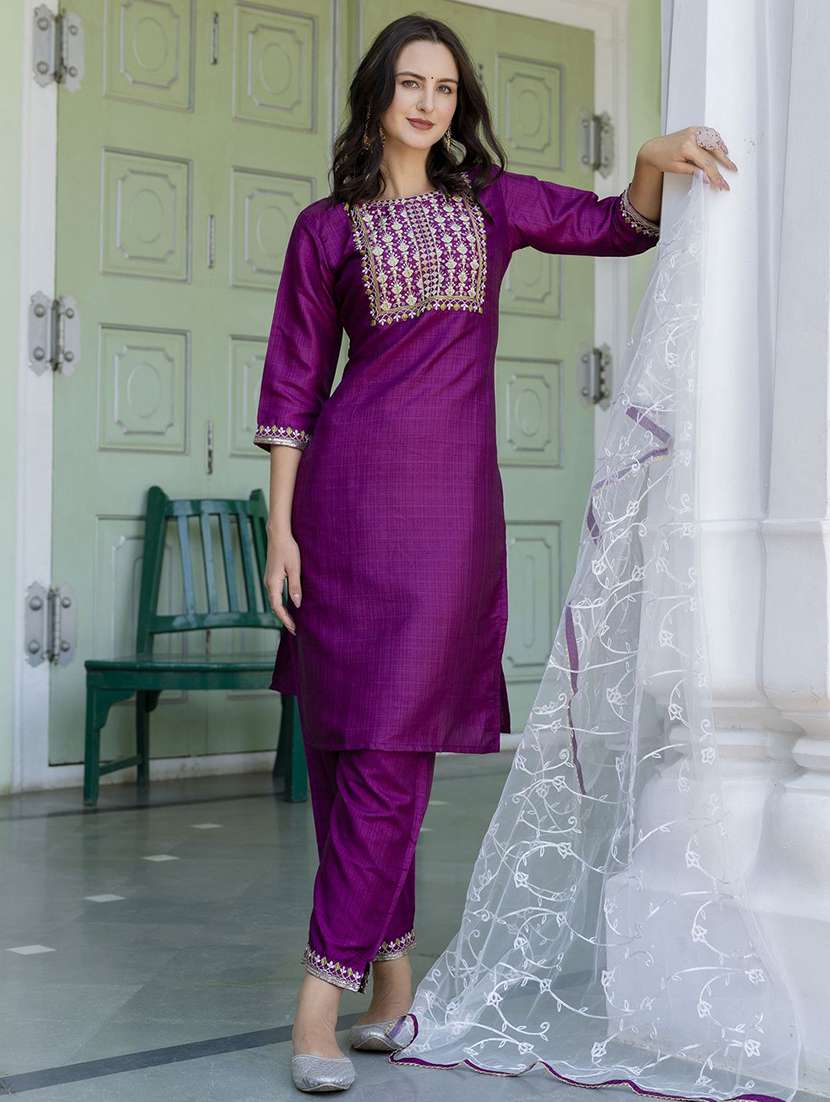 women solid with work three quarter sleeve kurta pant with dupatta set