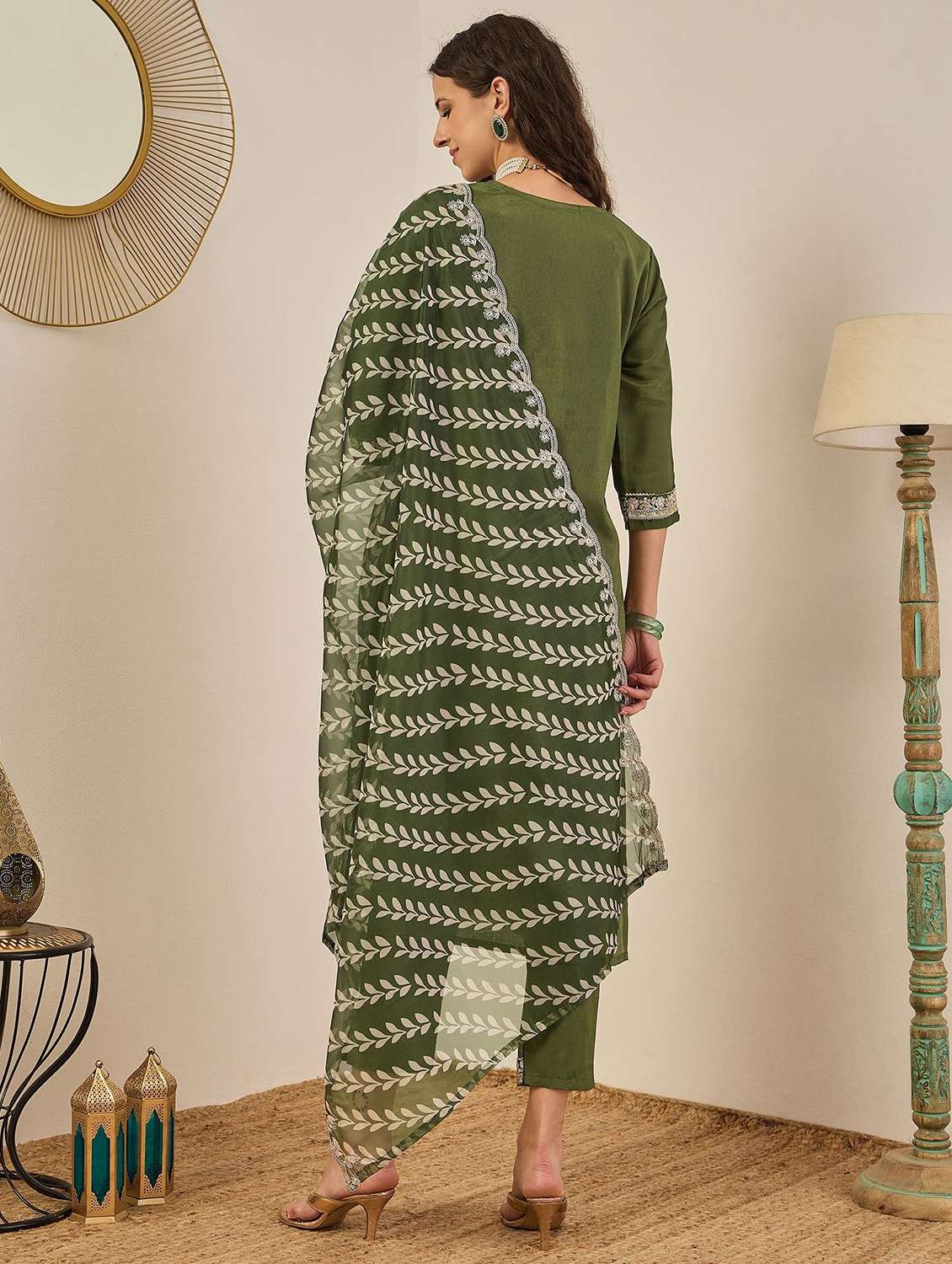 women solid with work three quarter sleeve kurta pant with dupatta set - 22322581 -  Standard Image - 3