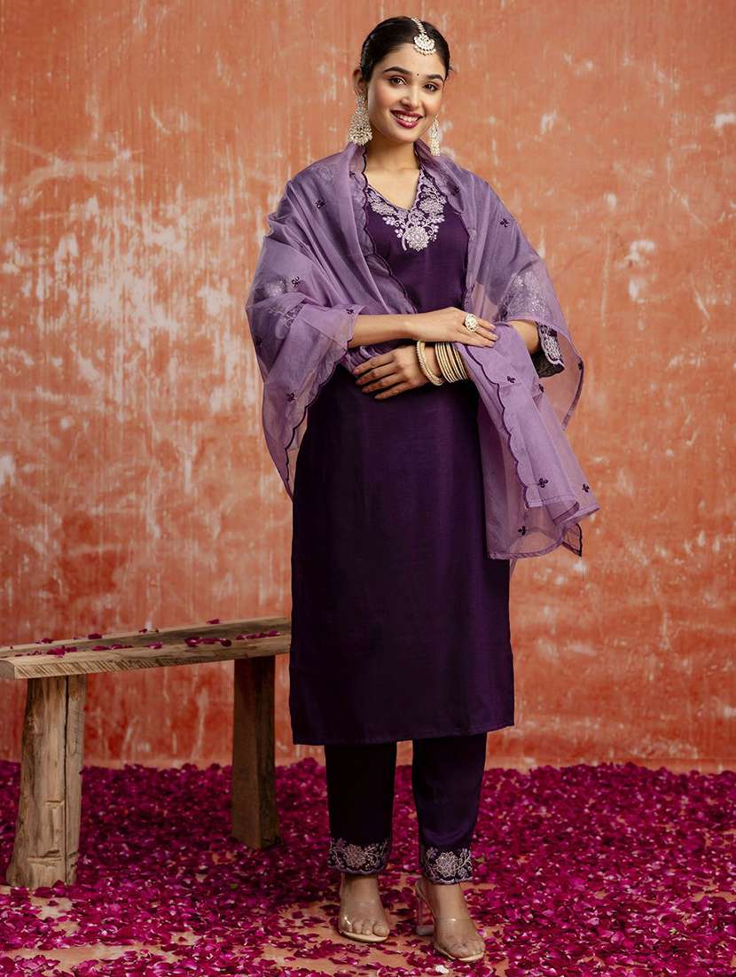 women solid with work three quarter sleeve kurta pant with dupatta set - 22322584 -  Standard Image - 3