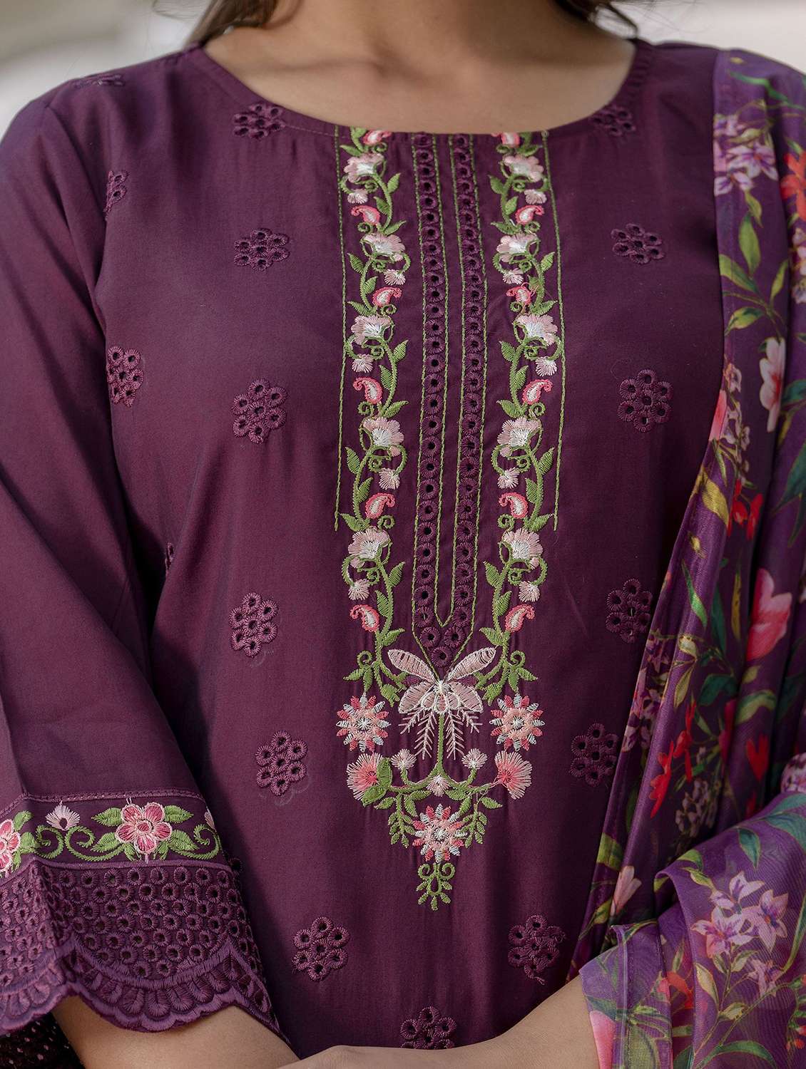 women solid with work three quarter sleeve kurta pant with dupatta set - 22322599 -  Standard Image - 5