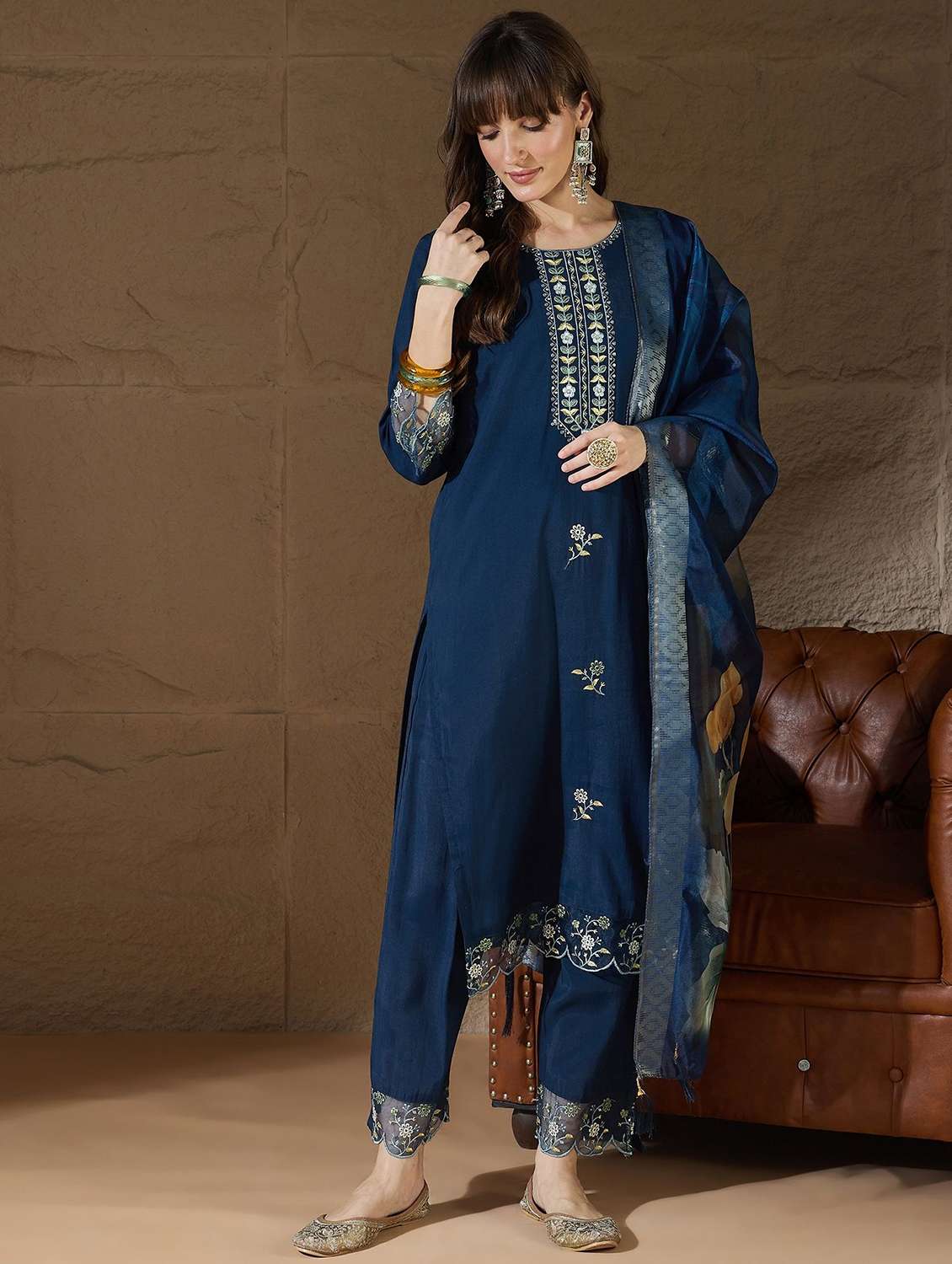 women solid with work three quarter sleeve kurta pant with dupatta set
