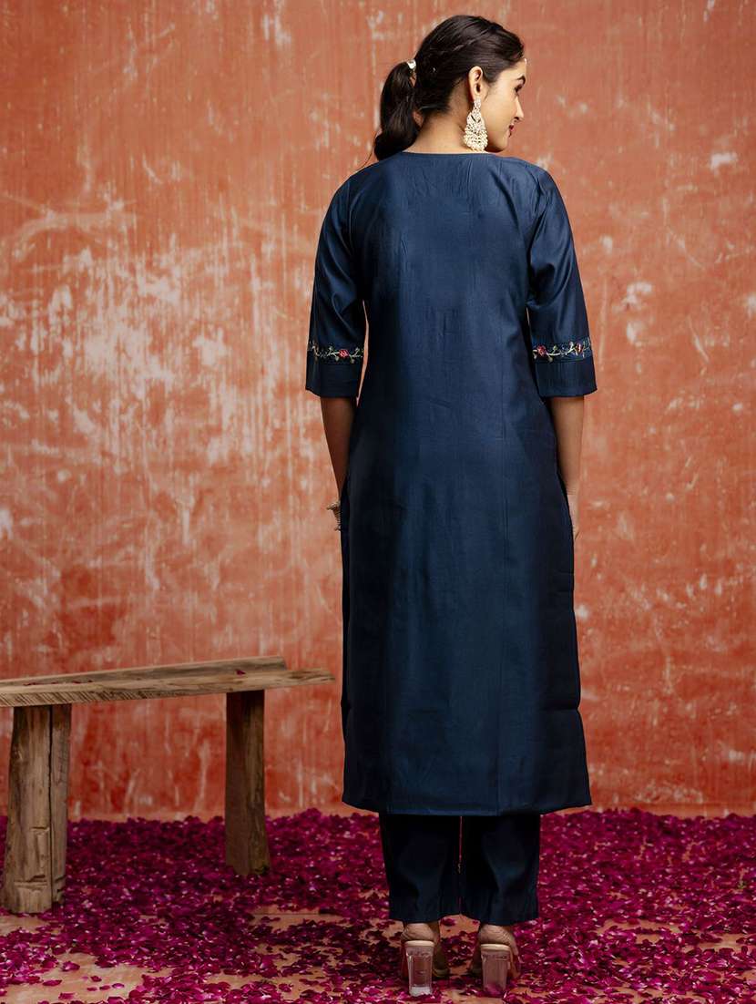 women solid with work three quarter sleeve kurta pant with dupatta set - 22322660 -  Standard Image - 3