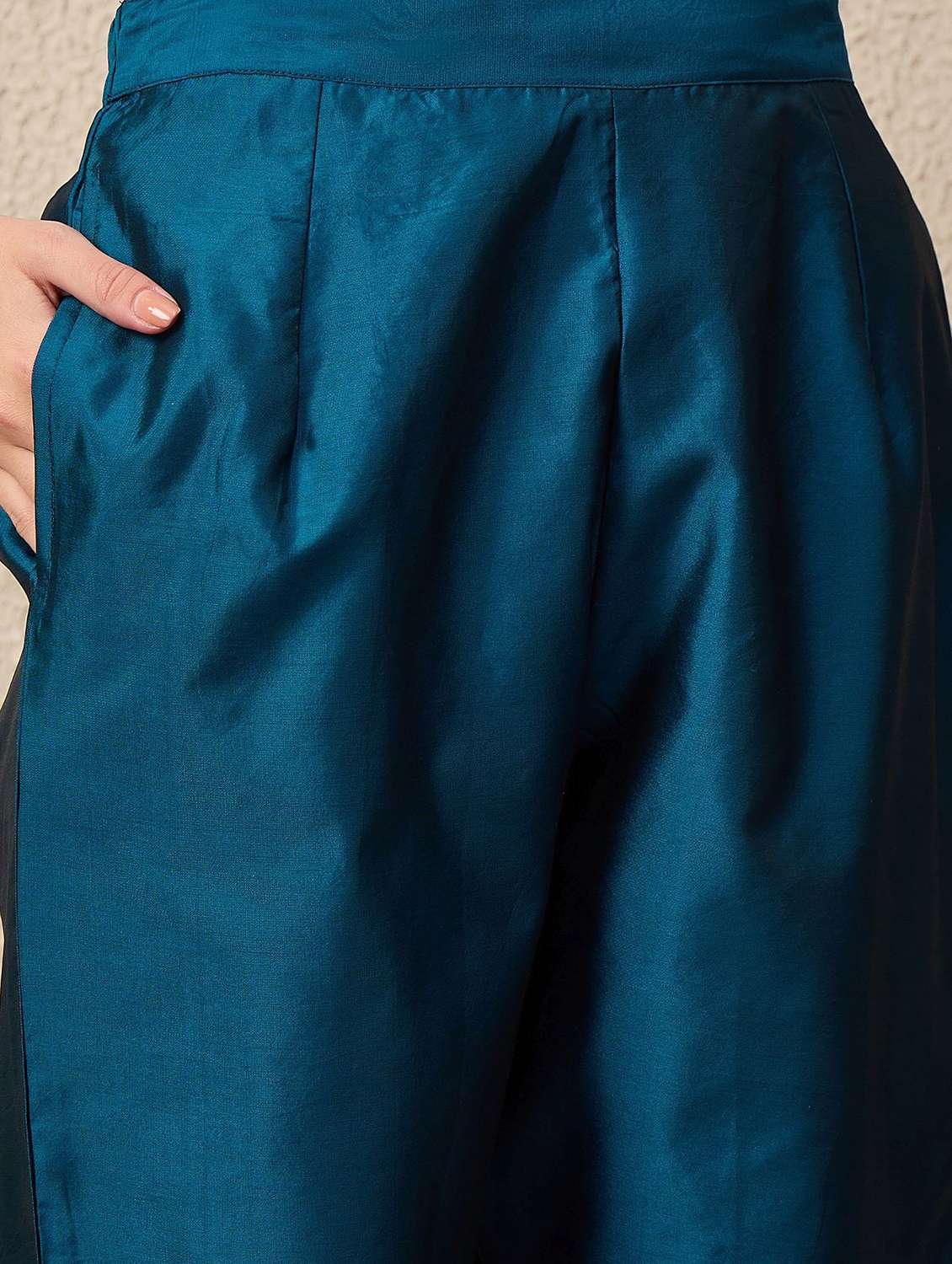 Women Self Design Three Quarter Sleeve Kurta Pant With Dupatta Set - 22322682 -  Standard Image - 5