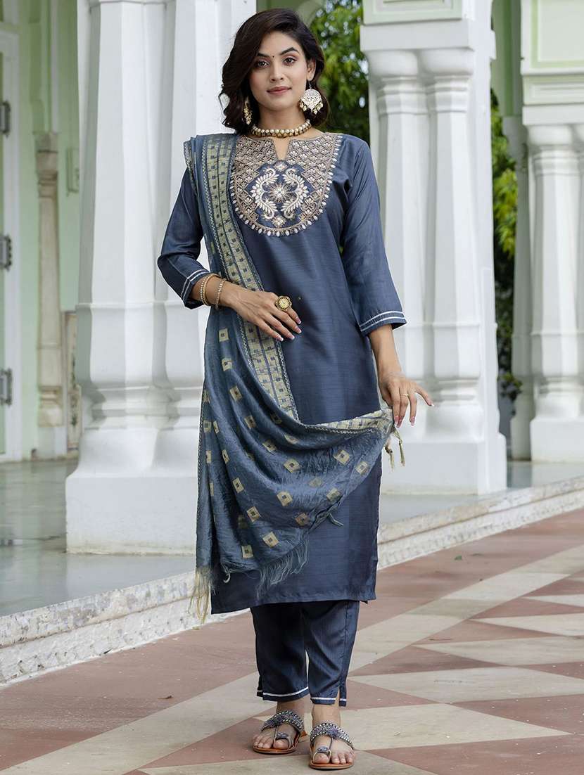 women solid with work three quarter sleeve kurta pant with dupatta set - 22322685 -  Standard Image - 3