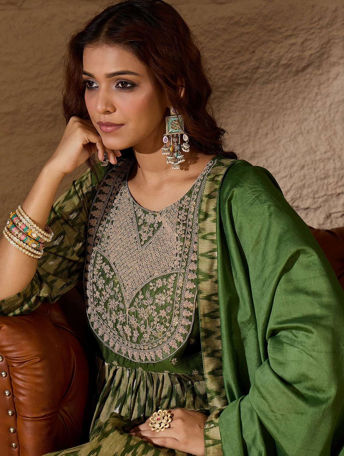 women self design three quarter sleeve kurta pant with dupatta set - 22322693 -  Standard Image - 3