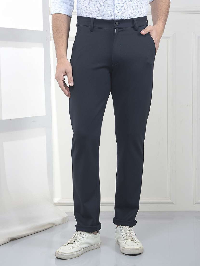 men solid mid rise chinos casual trouser