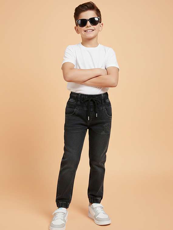 boys solid mid rise jogger - 22323242 -  Standard Image - 3