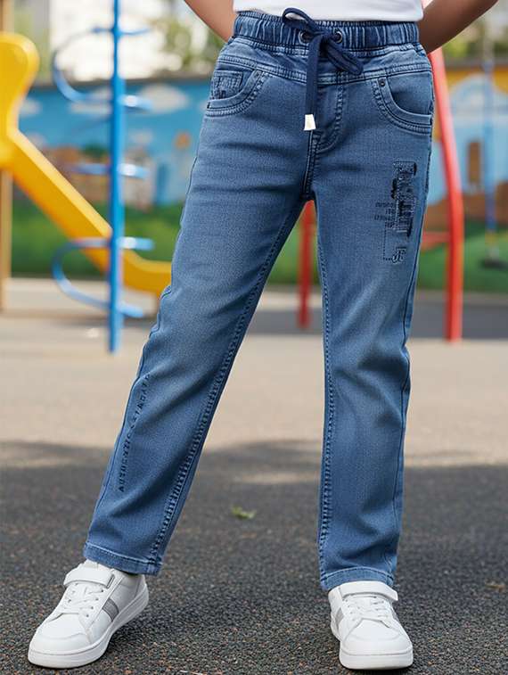 boys solid mid rise jeans