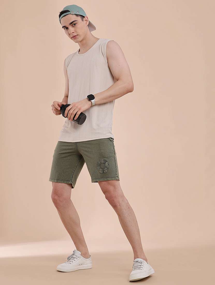 men solid mid rise regular fit shorts - 22323581 -  Standard Image - 5