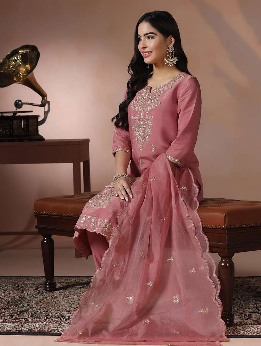 women pink suit set - 22324120 -  Standard Image - 5