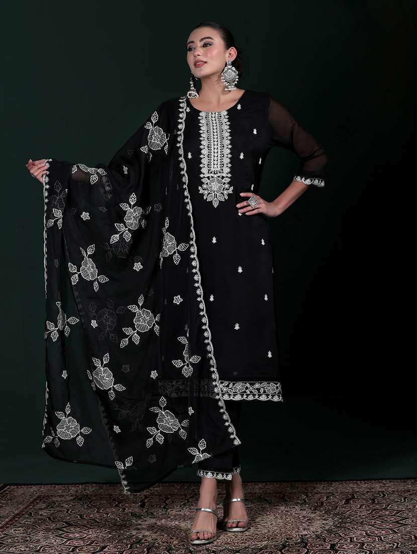 women black suit set
