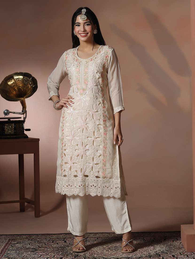 women solid with work three quarter sleeve kurta pant with dupatta set