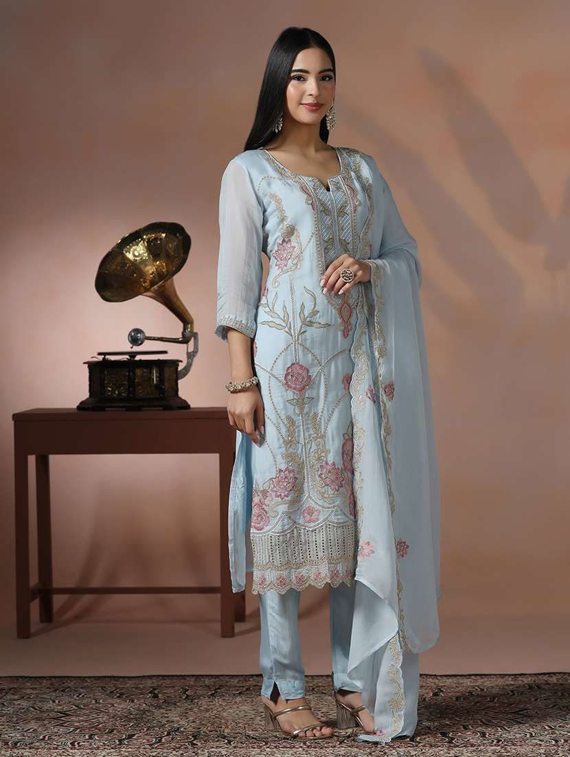 women solid with work three quarter sleeve kurta pant with dupatta set - 22324153 -  Standard Image - 3