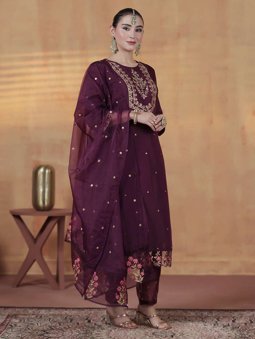 women solid with work three quarter sleeve kurta pant with dupatta set - 22324171 -  Standard Image - 3