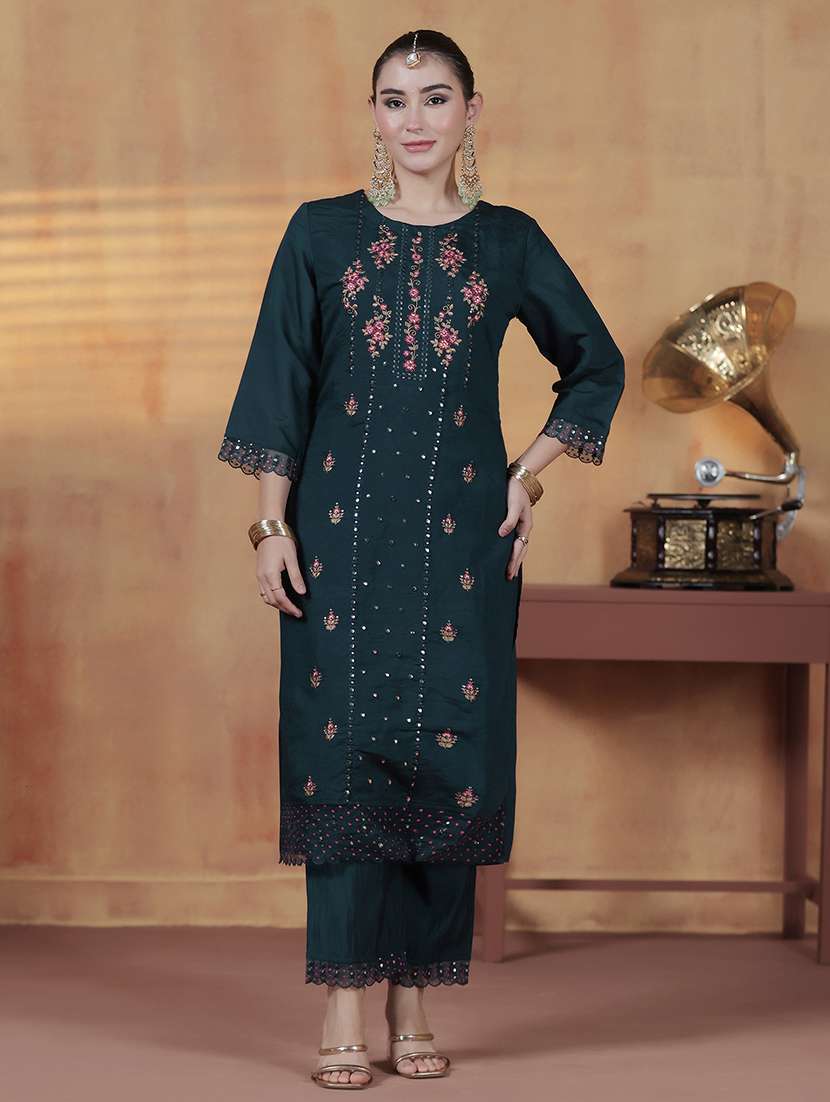 women solid with work three quarter sleeve kurta pant with dupatta set - 22324176 -  Standard Image - 3