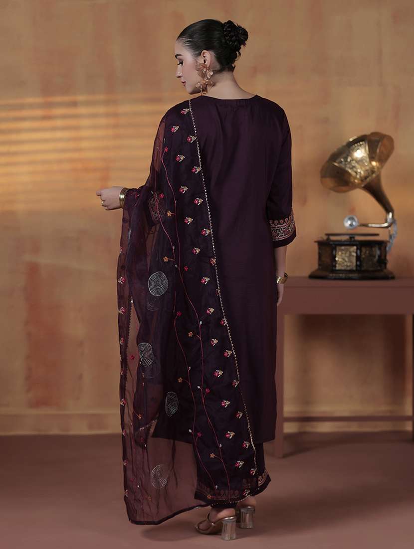 women solid with work three quarter sleeve kurta pant with dupatta set - 22324179 -  Standard Image - 3