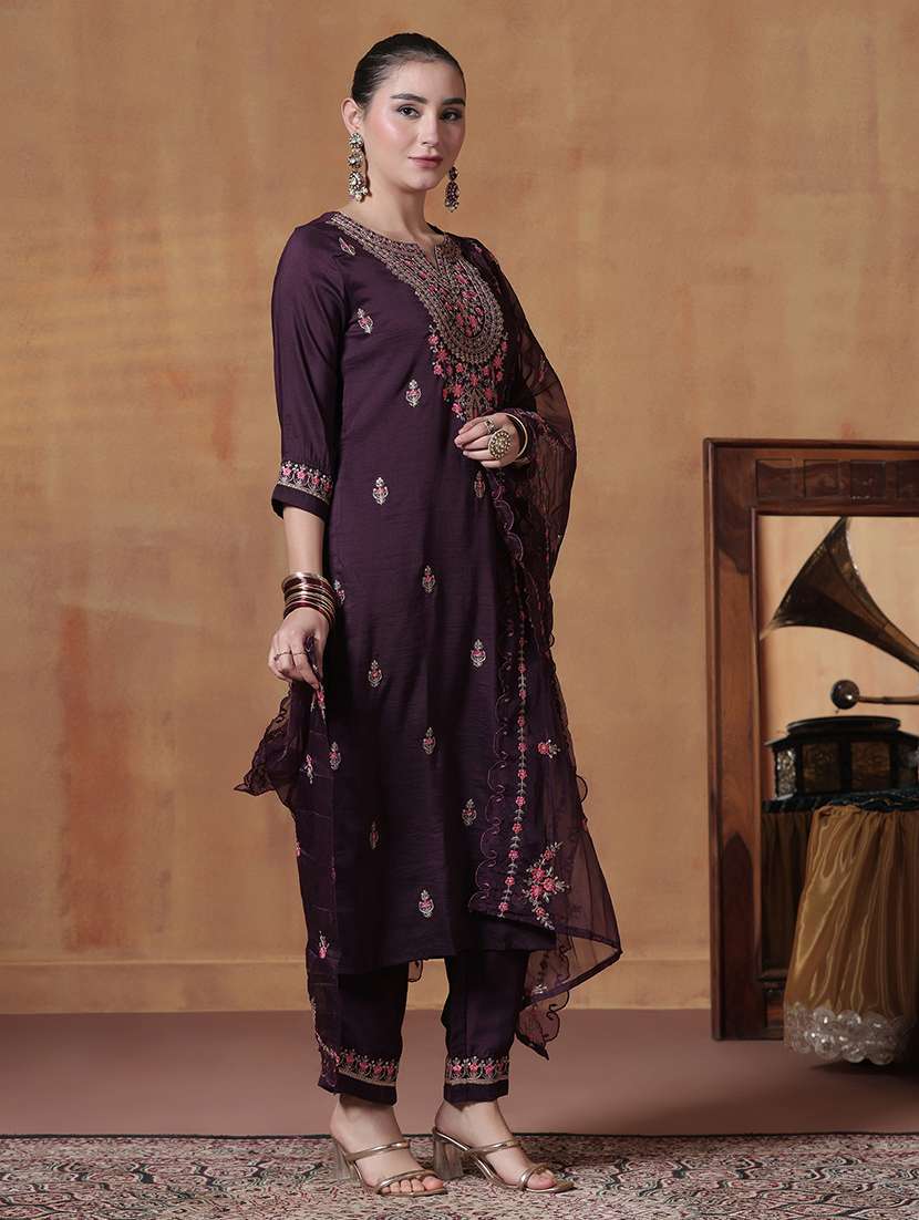women solid with work three quarter sleeve kurta pant with dupatta set - 22324180 -  Standard Image - 3