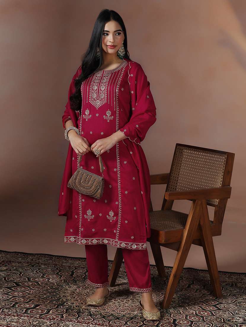women solid with work three quarter sleeve kurta pant with dupatta set - 22324181 -  Standard Image - 3