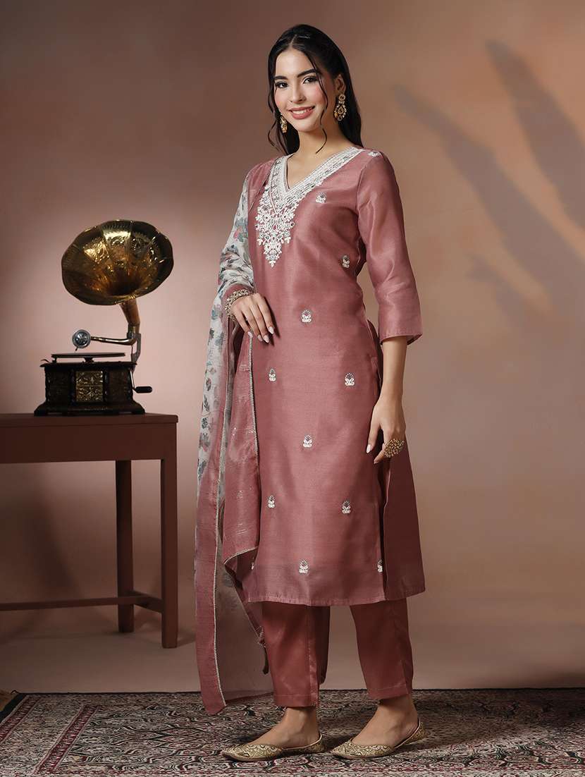 women solid with work three quarter sleeve kurta pant with dupatta set - 22324188 -  Standard Image - 3