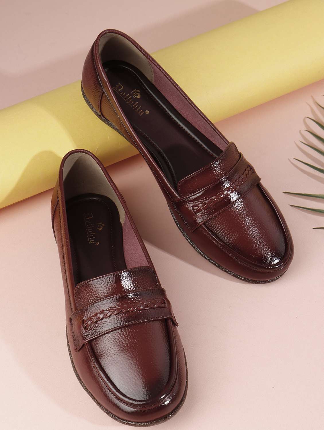 women solid slip on ballerina