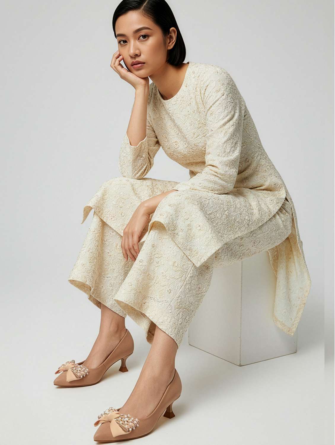 women solid slip on pump - 22324442 -  Standard Image - 5