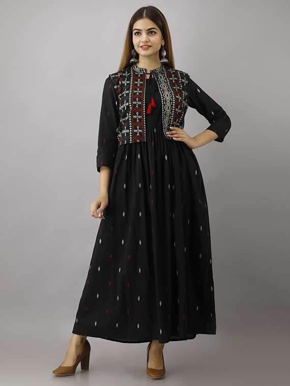 women self design three quarter sleeve ethnic dress
