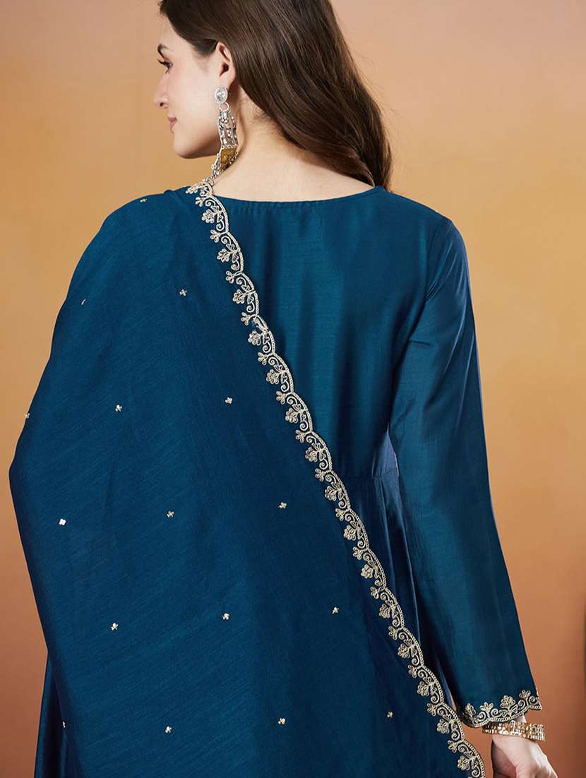 women solid with work long sleeve kurta pant with dupatta set - 22326577 -  Standard Image - 5