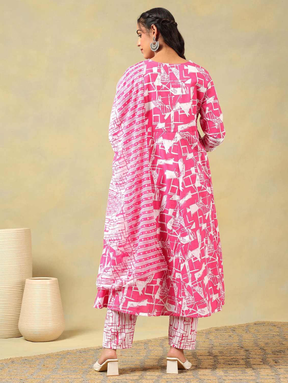 women printed three quarter sleeve kurta pant with dupatta set - 22326582 -  Standard Image - 3