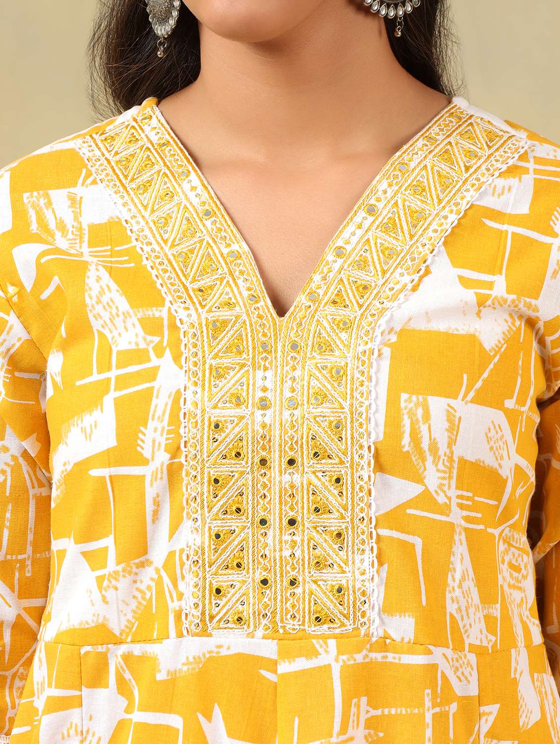 women printed three quarter sleeve kurta pant with dupatta set - 22326583 -  Standard Image - 5