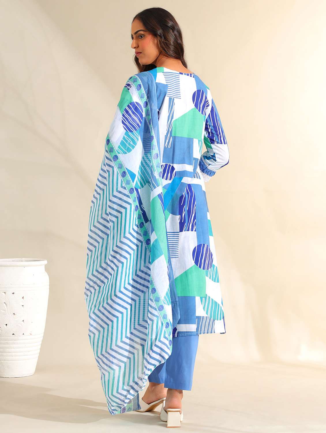 women printed three quarter sleeve kurta pant with dupatta set - 22326584 -  Standard Image - 3