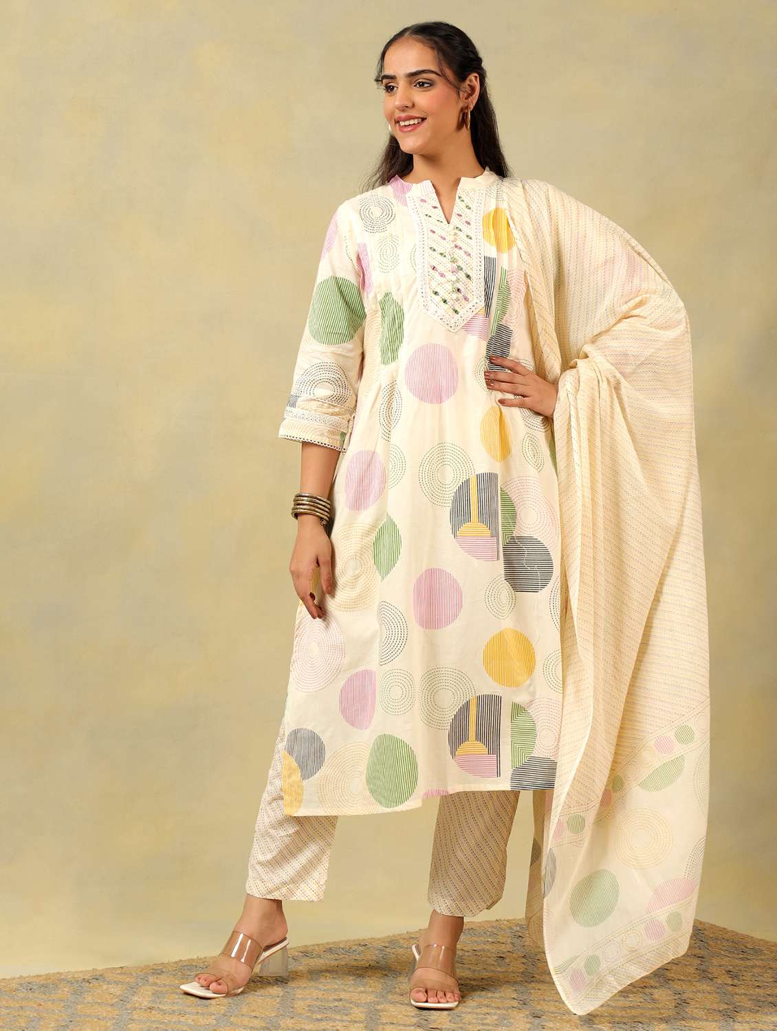 women printed three quarter sleeve kurta pant with dupatta set - 22326586 -  Standard Image - 3