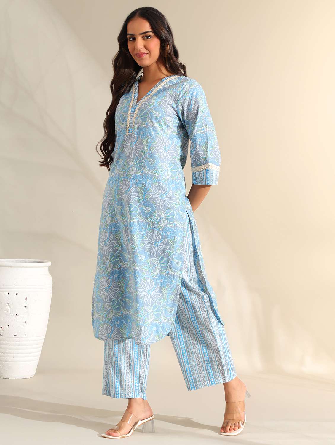 women floral three quarter sleeve kurta pant set - 22326601 -  Standard Image - 3