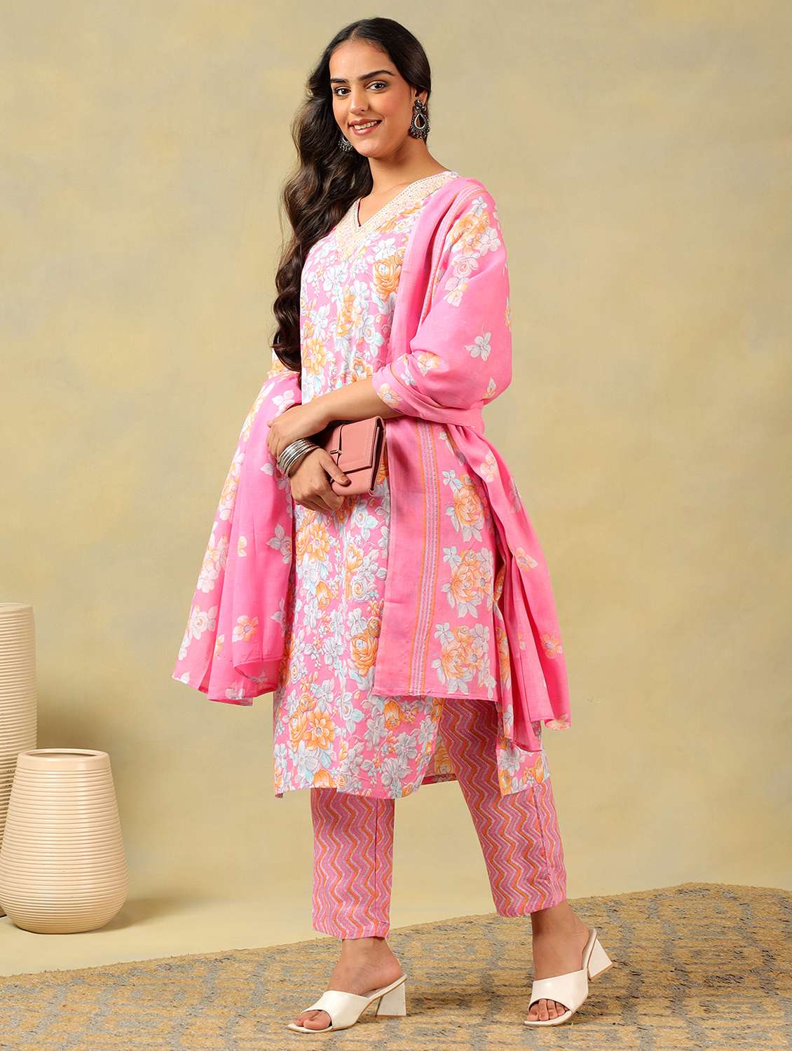 women floral three quarter sleeve kurta pant with dupatta set - 22326613 -  Standard Image - 3