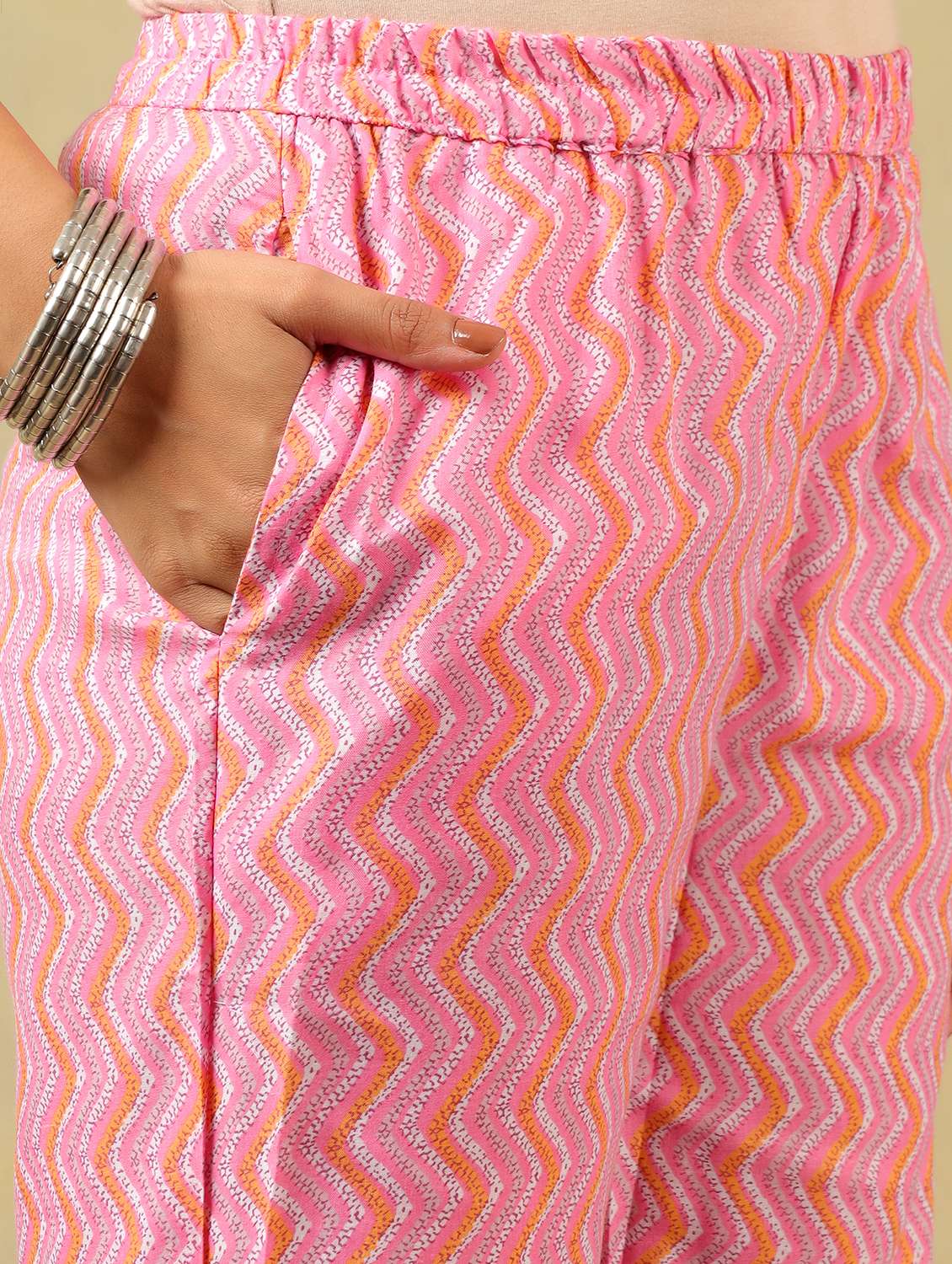 women floral three quarter sleeve kurta pant with dupatta set - 22326613 -  Standard Image - 5