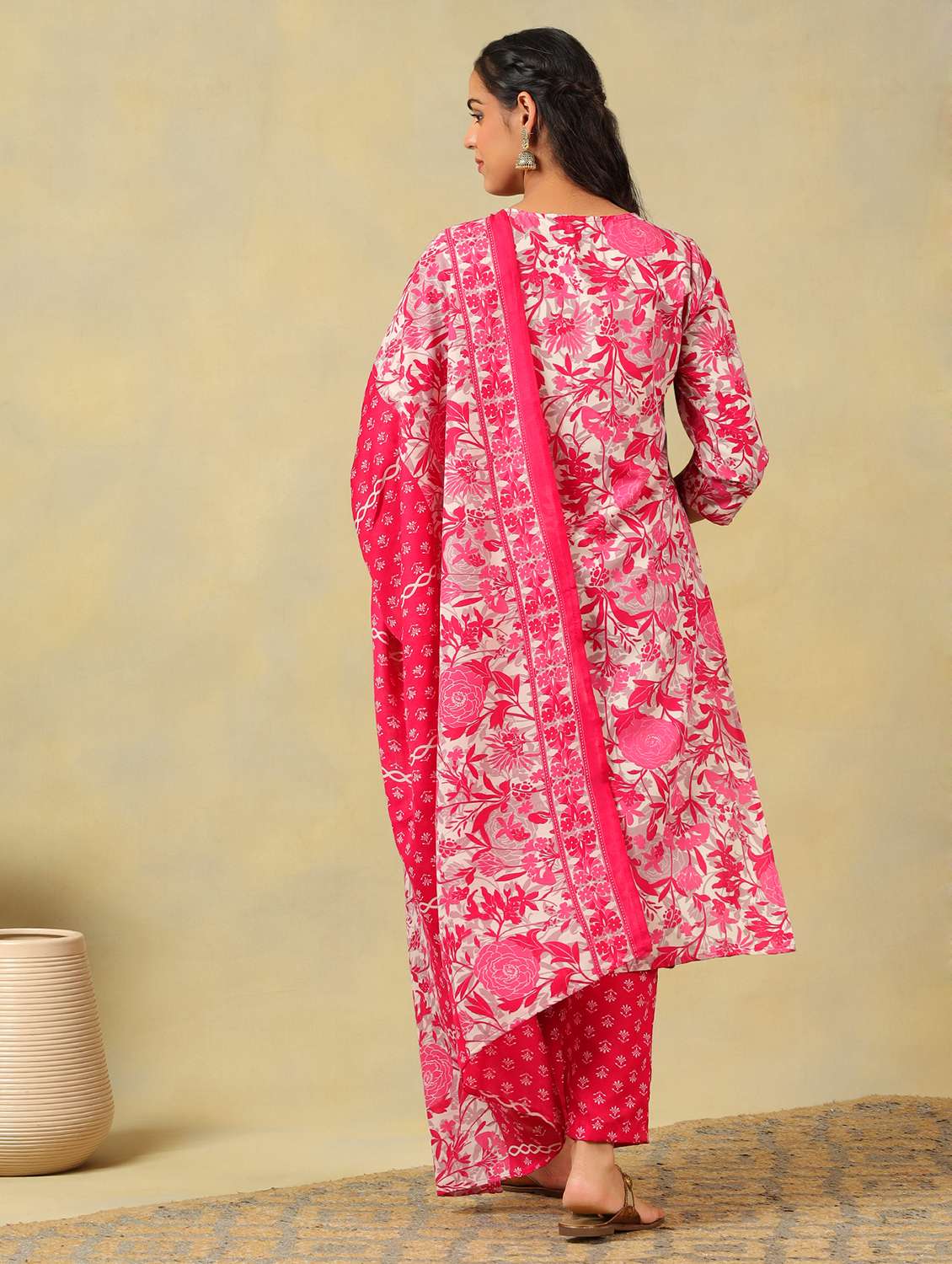 women floral three quarter sleeve kurta pant with dupatta set - 22326629 -  Standard Image - 3