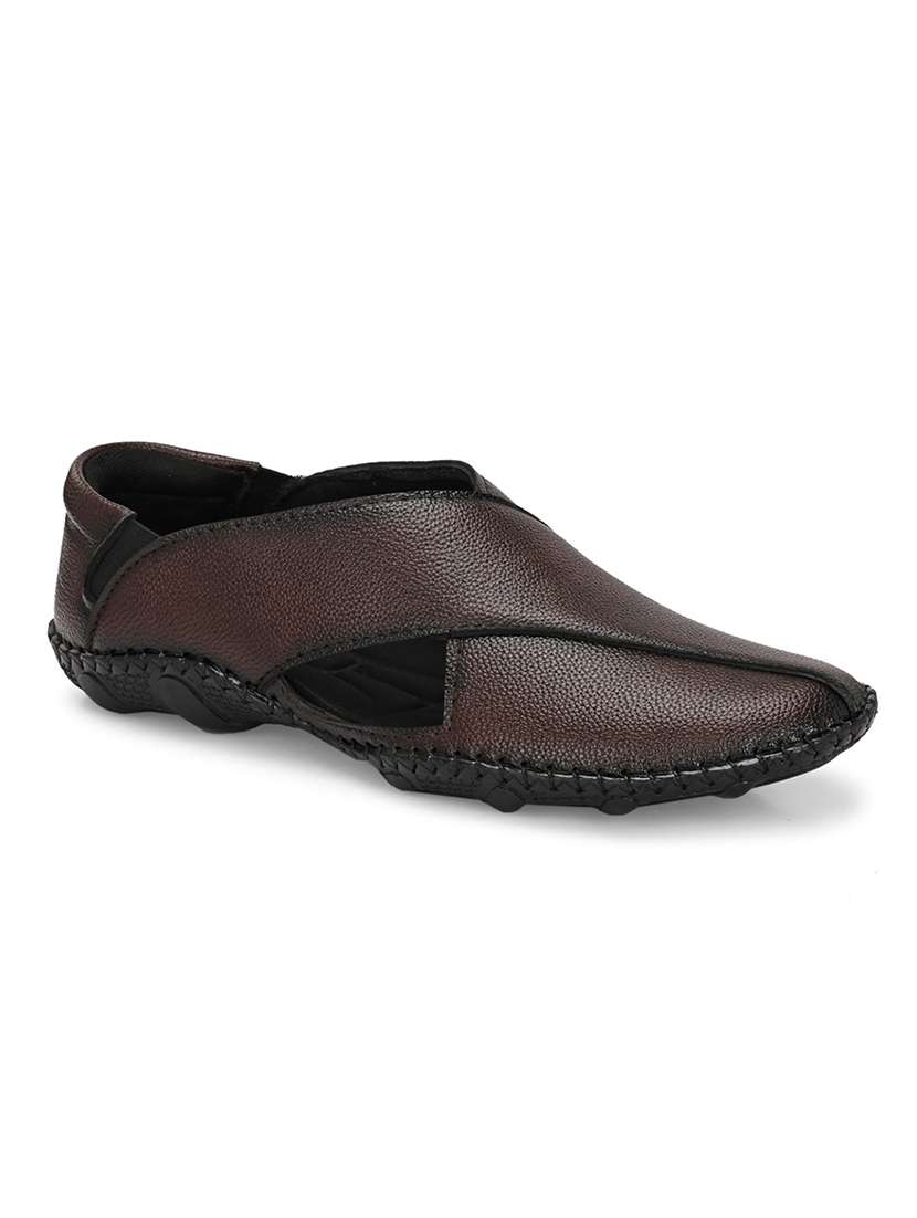 men brown slip on sandal - 22327579 -  Standard Image - 3