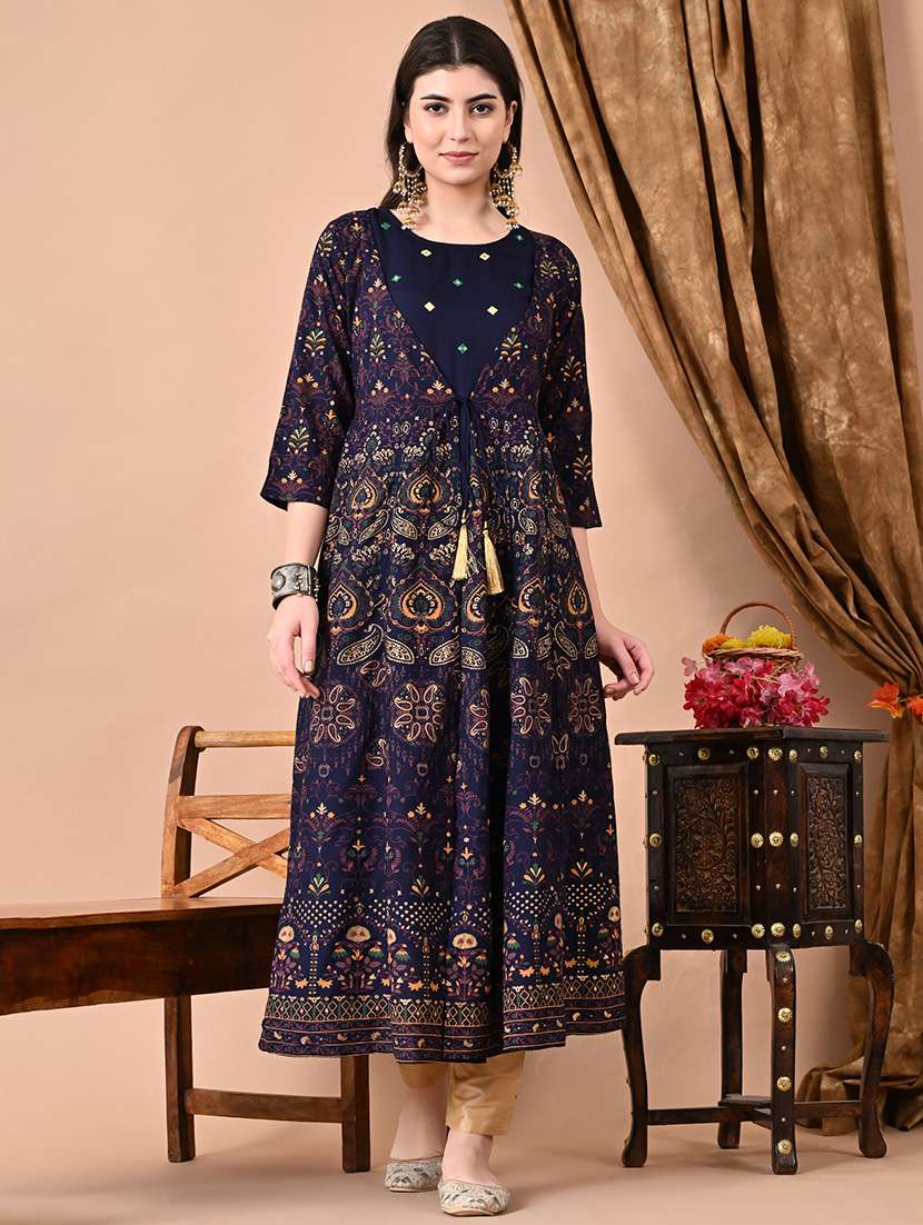 women printed three quarter sleeve kurta