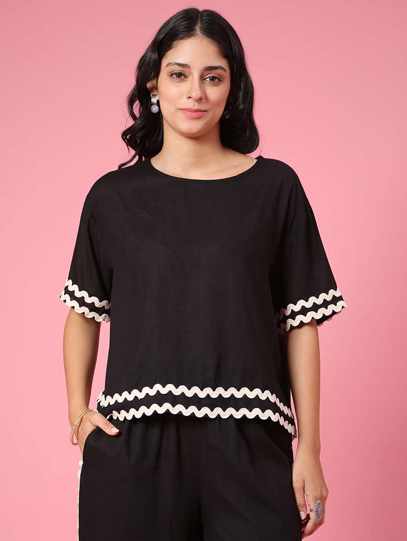 women solid short sleeve top