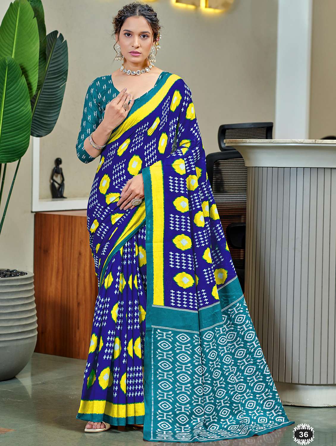women printed casual wear saree with blouse