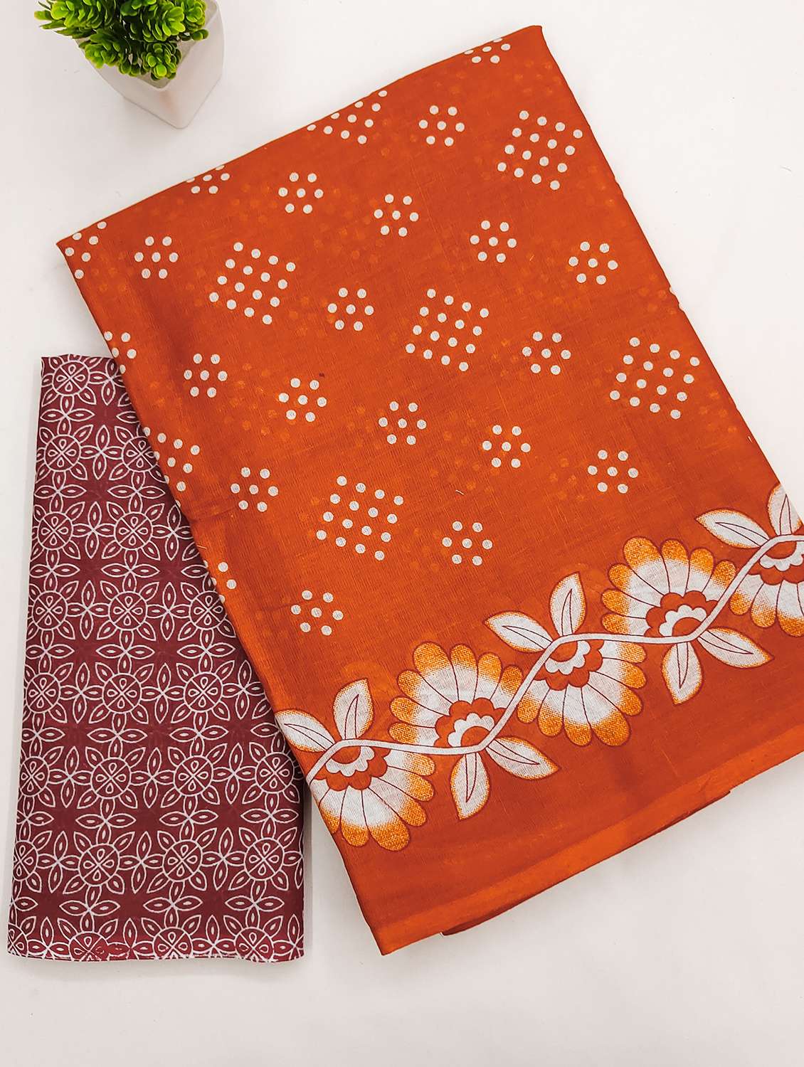 Women Printed Casual Wear Saree With Blouse - 22328702 -  Standard Image - 5